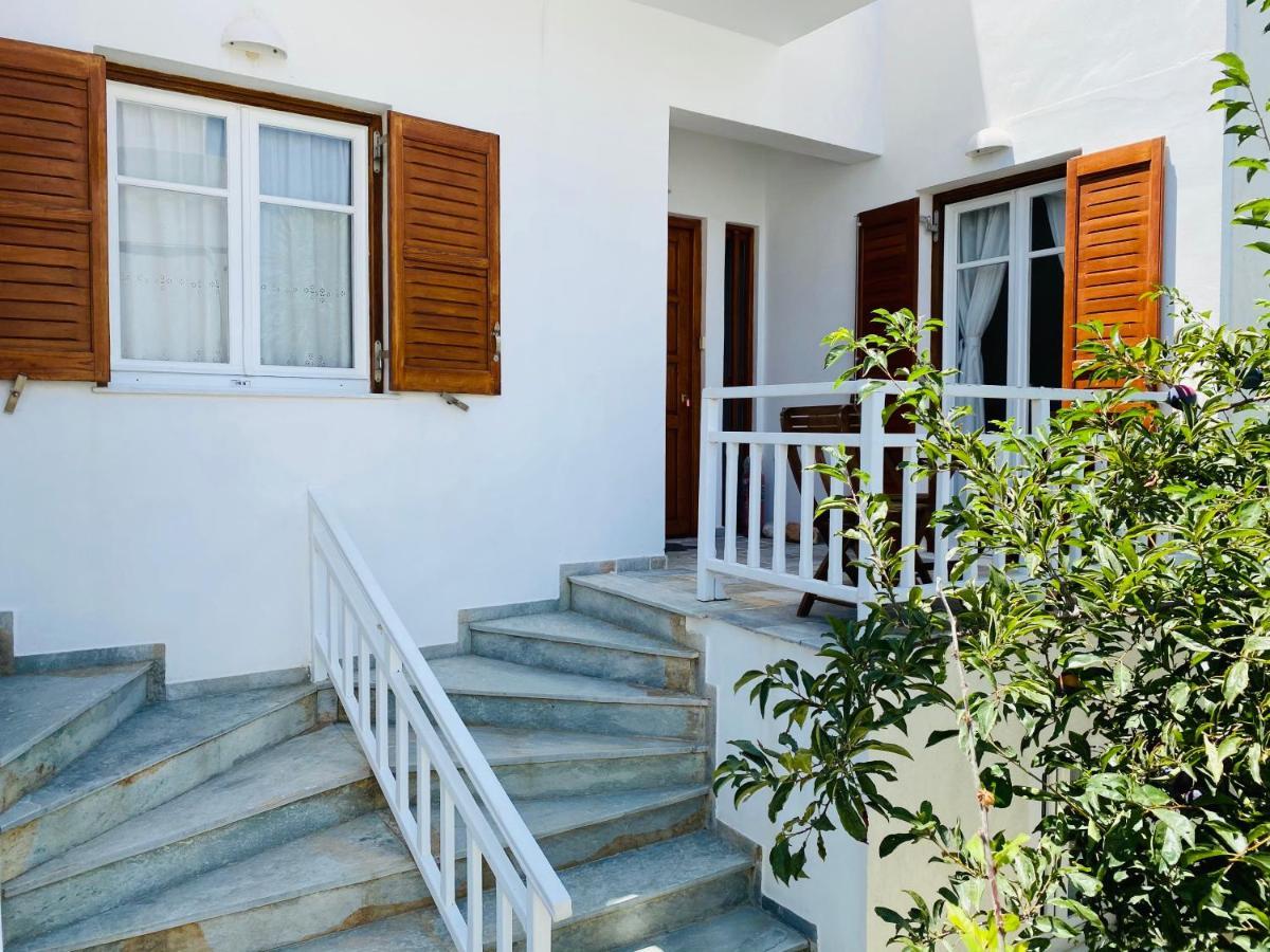 Deluxe Studios & Suites Ageri-Milos Adamantas  Exterior foto